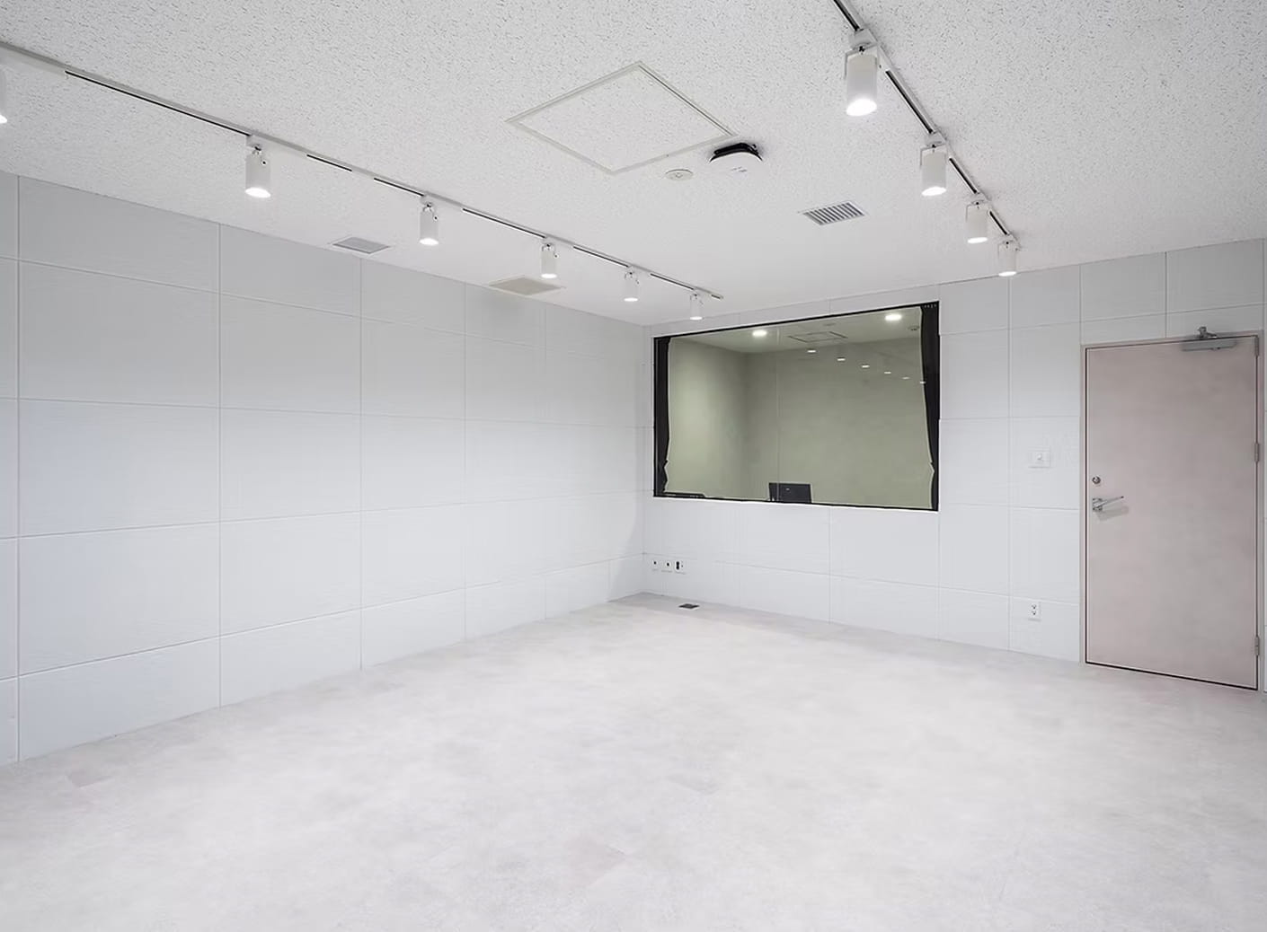 展示会や各種イベント、パーティとしても使えるイベントスペース